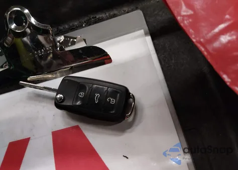 2013 Volkswagen Tiguan Se z USA, uszkodzony, nr VIN WVGBV3AX4DW559198